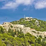 Studio Apartment In Hvar Town With Sea View, Balcony, Air Conditioning, Wi-Fi