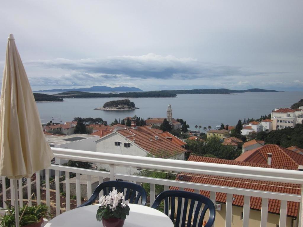 In With Sea View, Balcony, Air Conditioning, Wi-fi