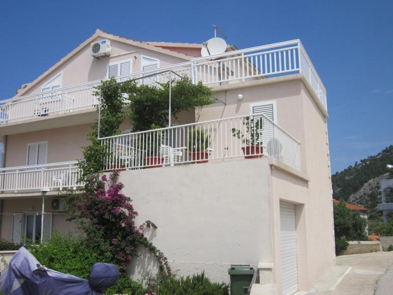 In With Sea View, Balcony, Air Conditioning, Wi-fi * Hvar Town